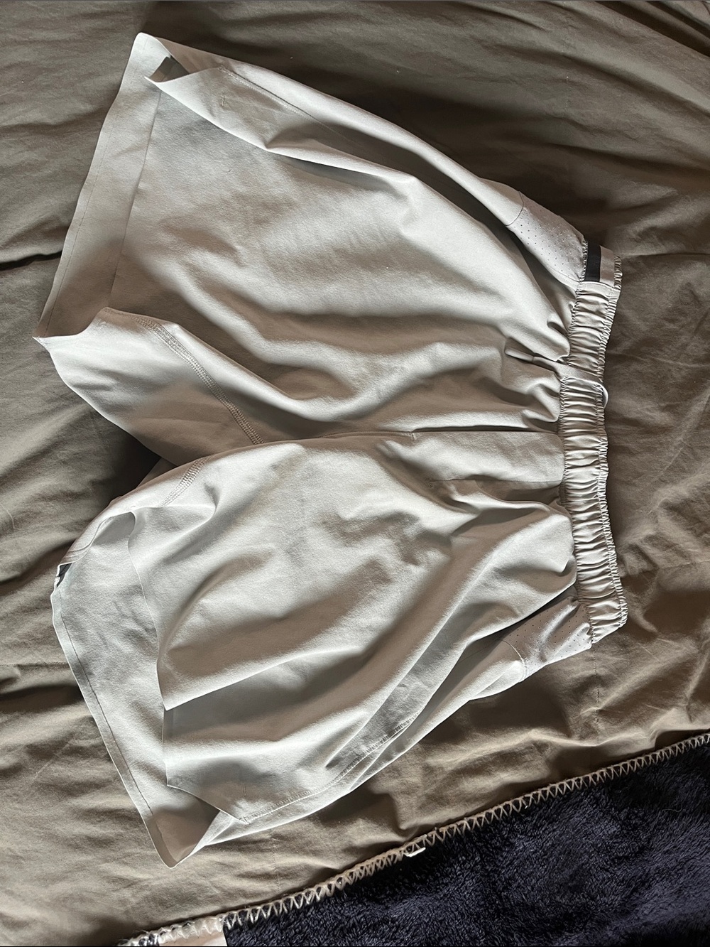 lululemon athletica Light Gray Men's Athletic Shorts